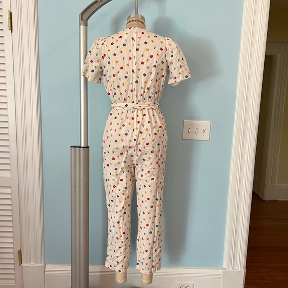 NWT- Madewell Puff-Sleeve Tapered Jumpsuit in Confetti Floral - Size 6 - Picture 7 of 9